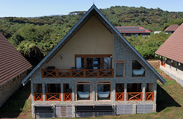 Kimarishe Serengati Lodges